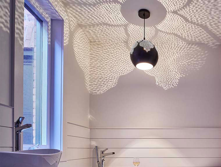 5 Simple Ways to Make Your Bathroom Lighting Shine