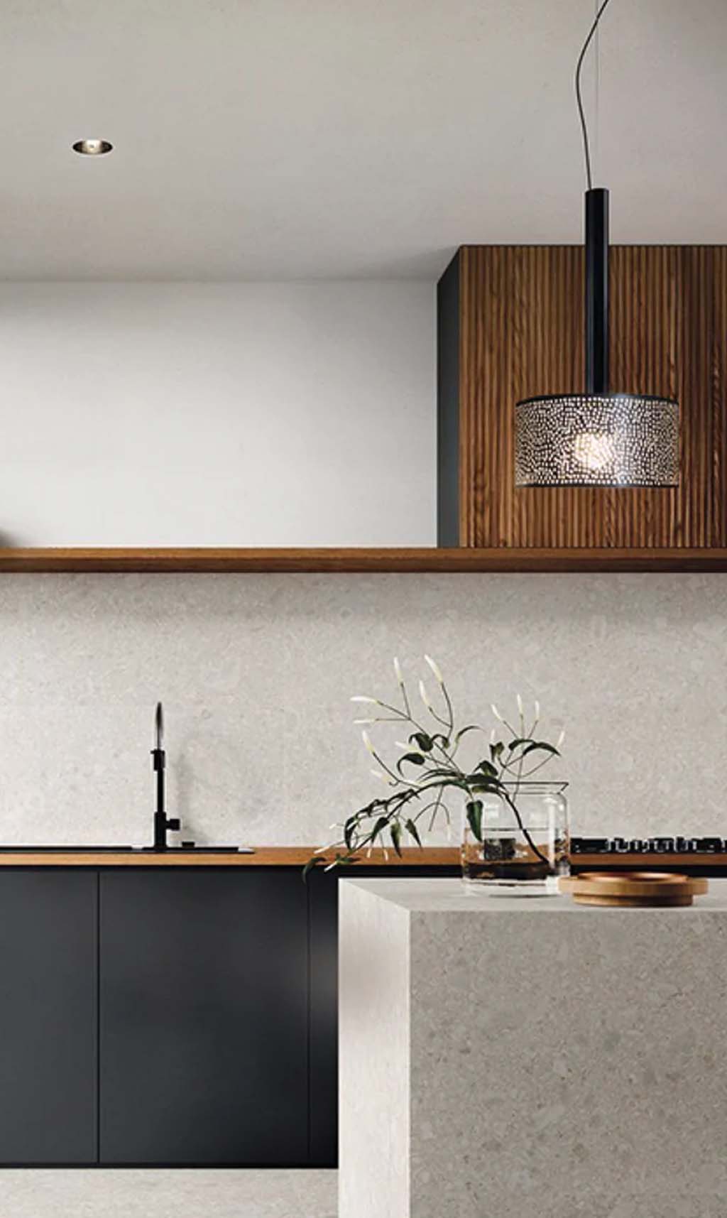 Alula Tubular Pendant Light