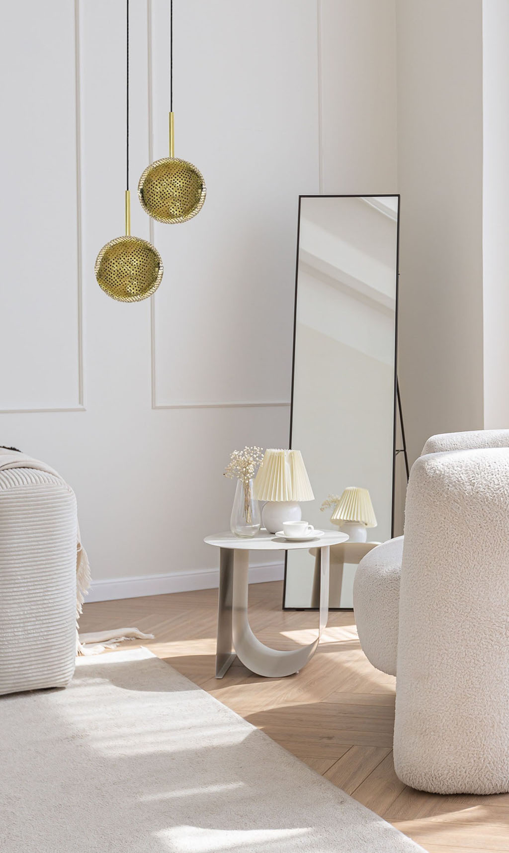 Kora 2 Light Chandelier