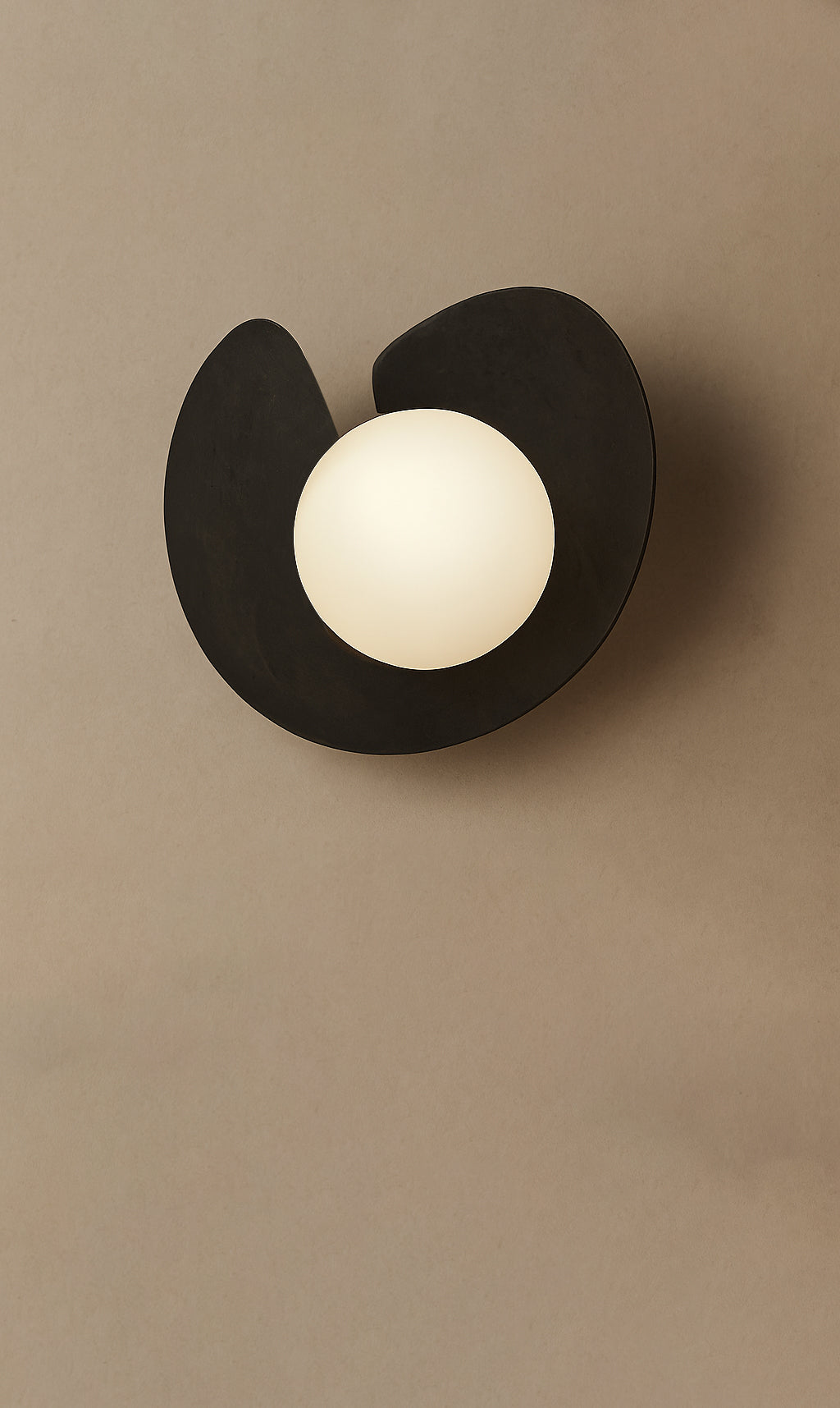 Zahra Wall Sconce