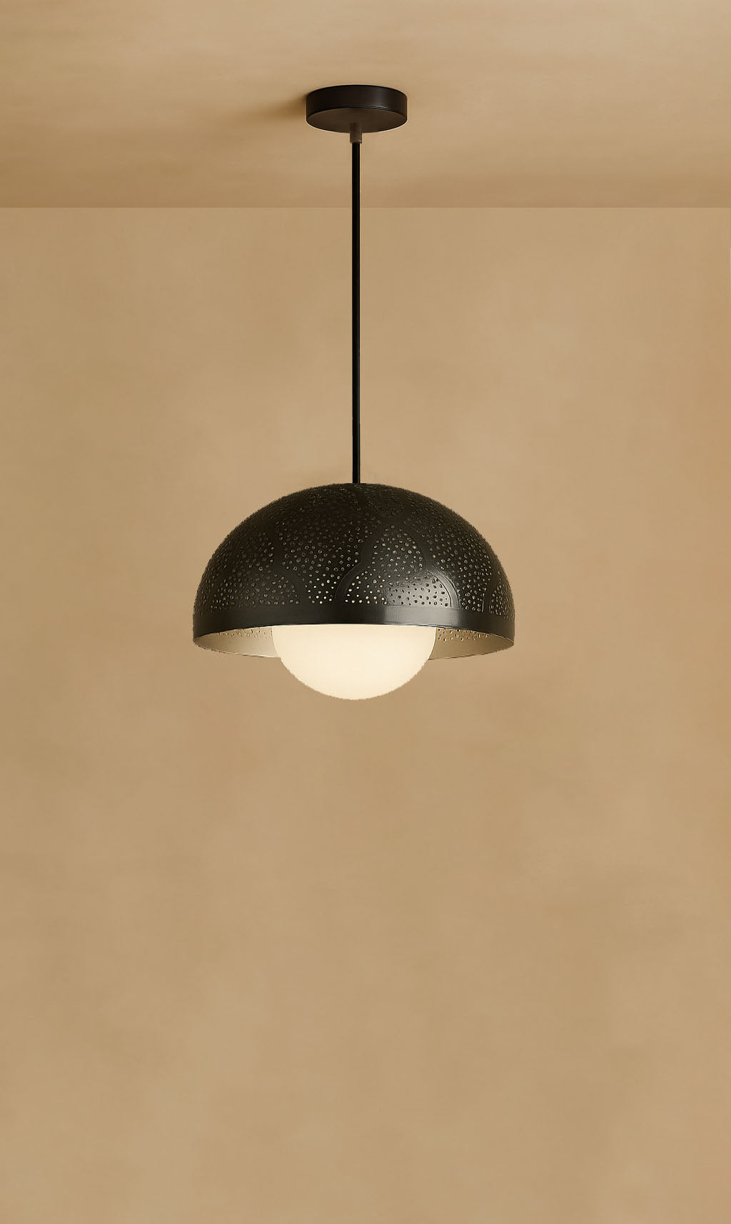 Zana Metal Dome-shaped Shade Suspension