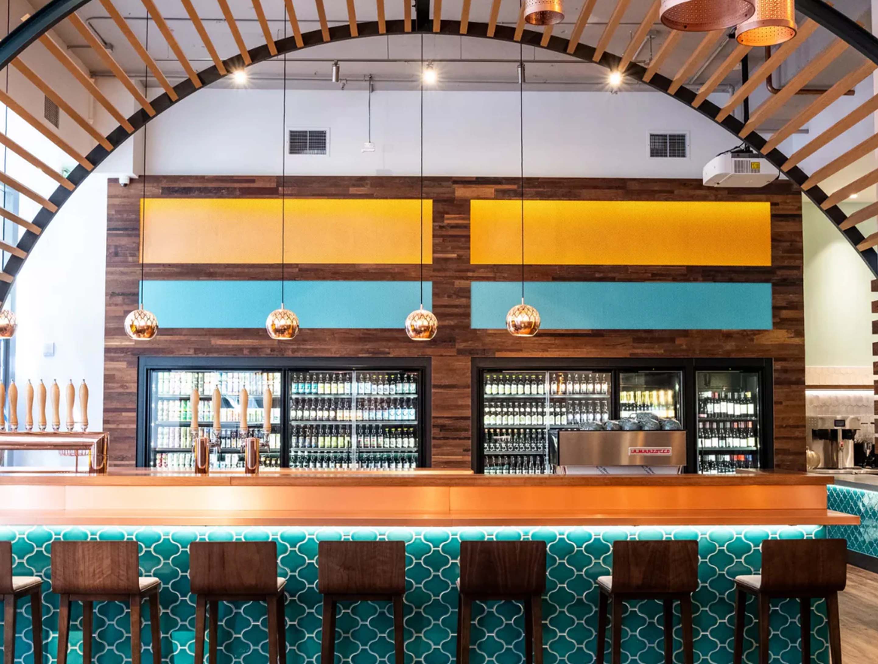Pro Tips // How to Hang Pendant Lights Above a Bar