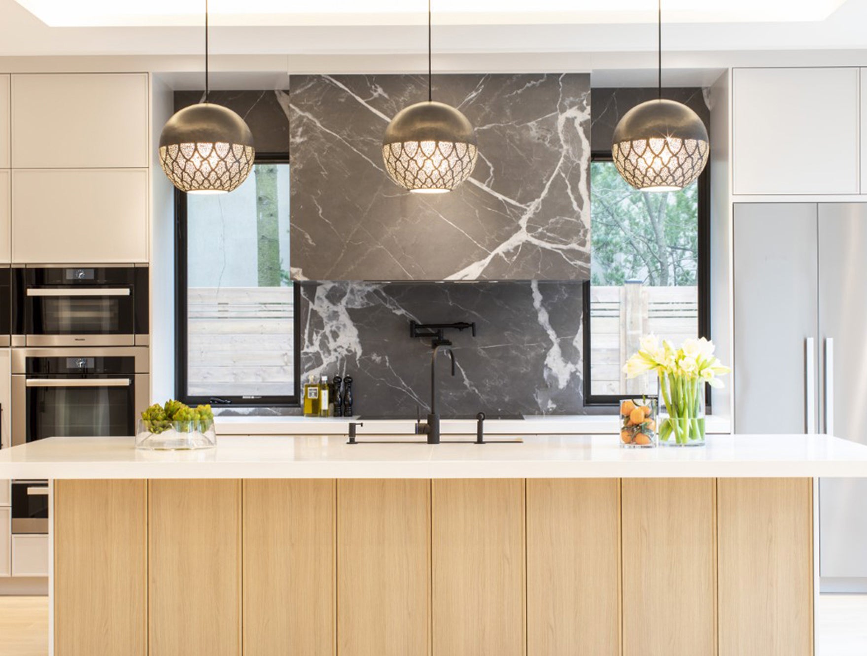 How to Hang Pendant Lights in a Kitchen