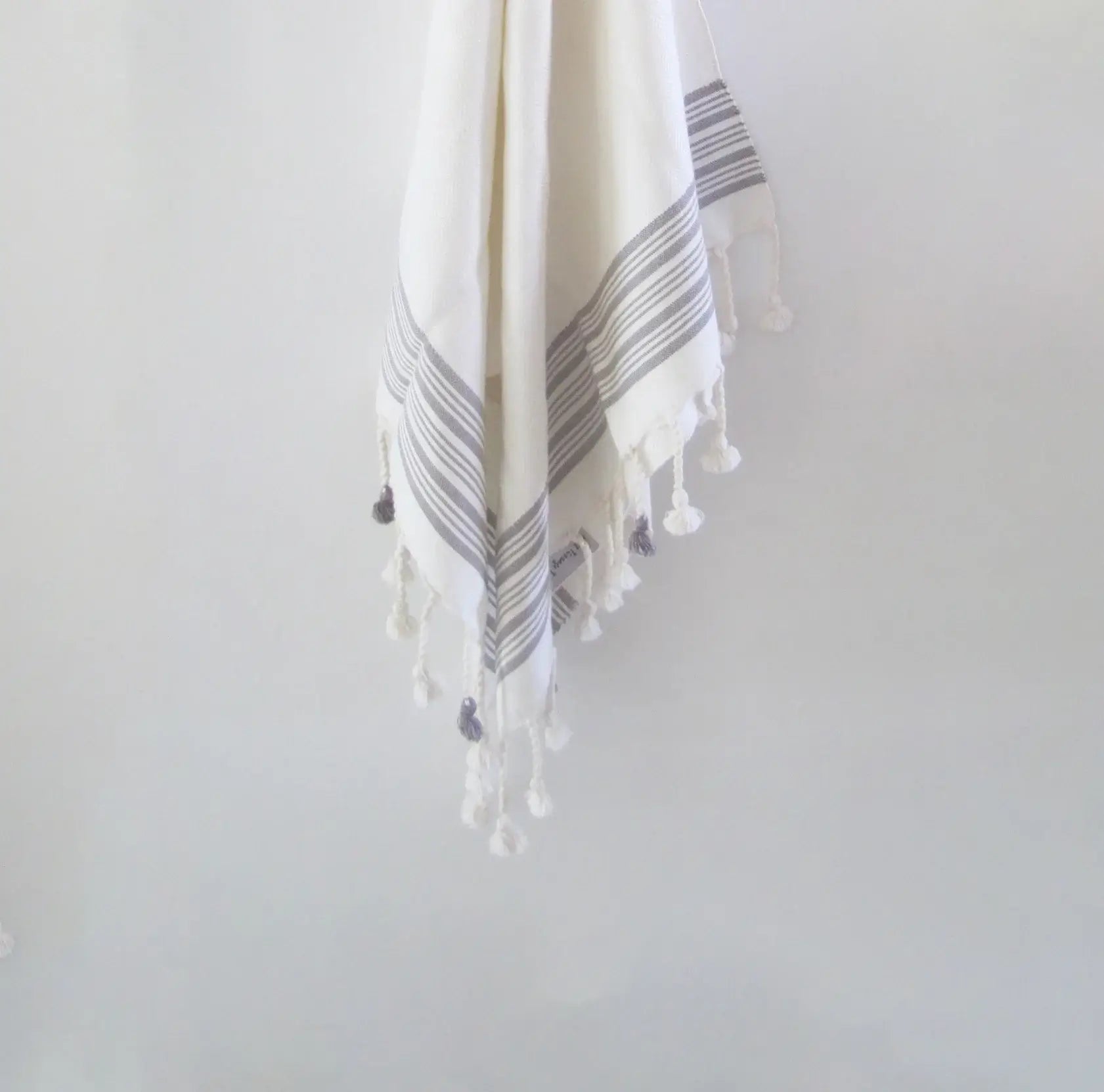 Dounia home Hand towel in Ivory made of Organic cotton, Model: Anir