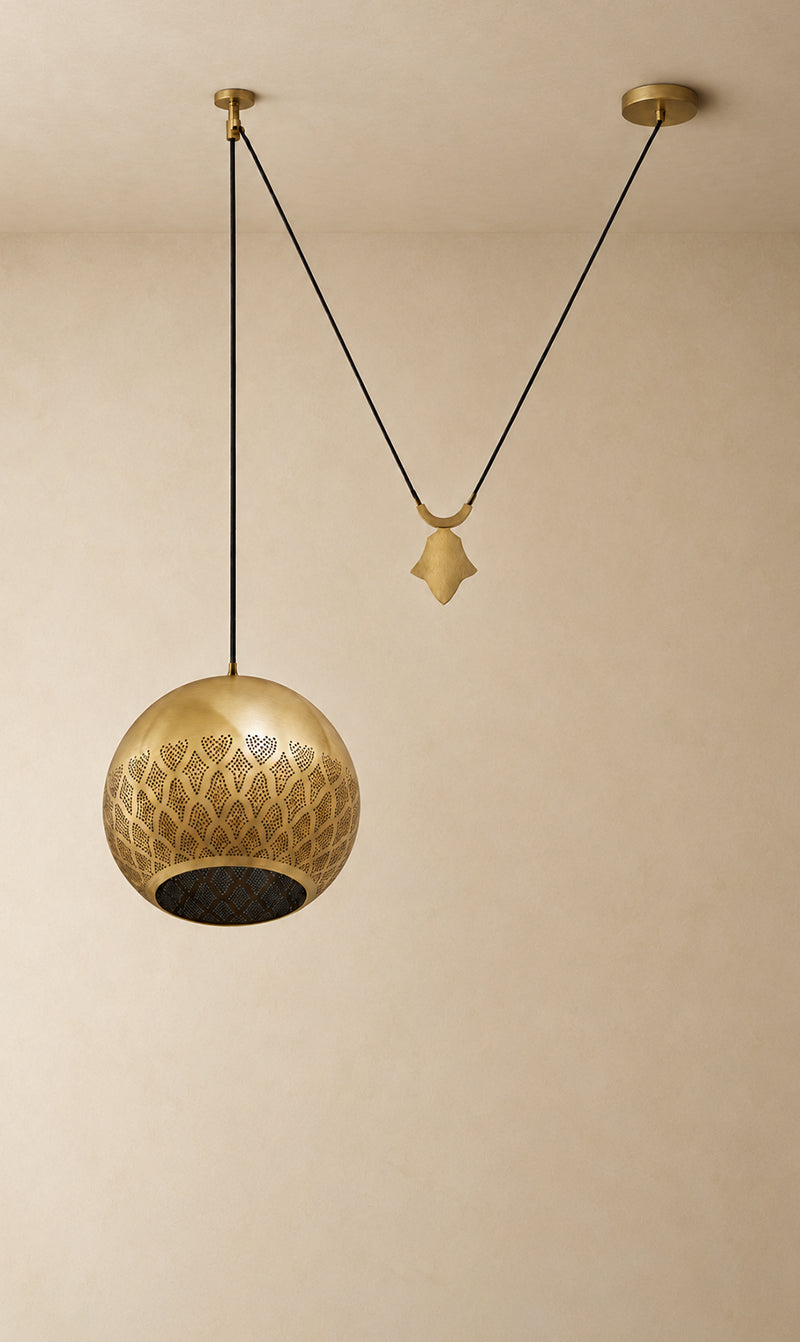 Nur Reversed counterbalance weight Pendant