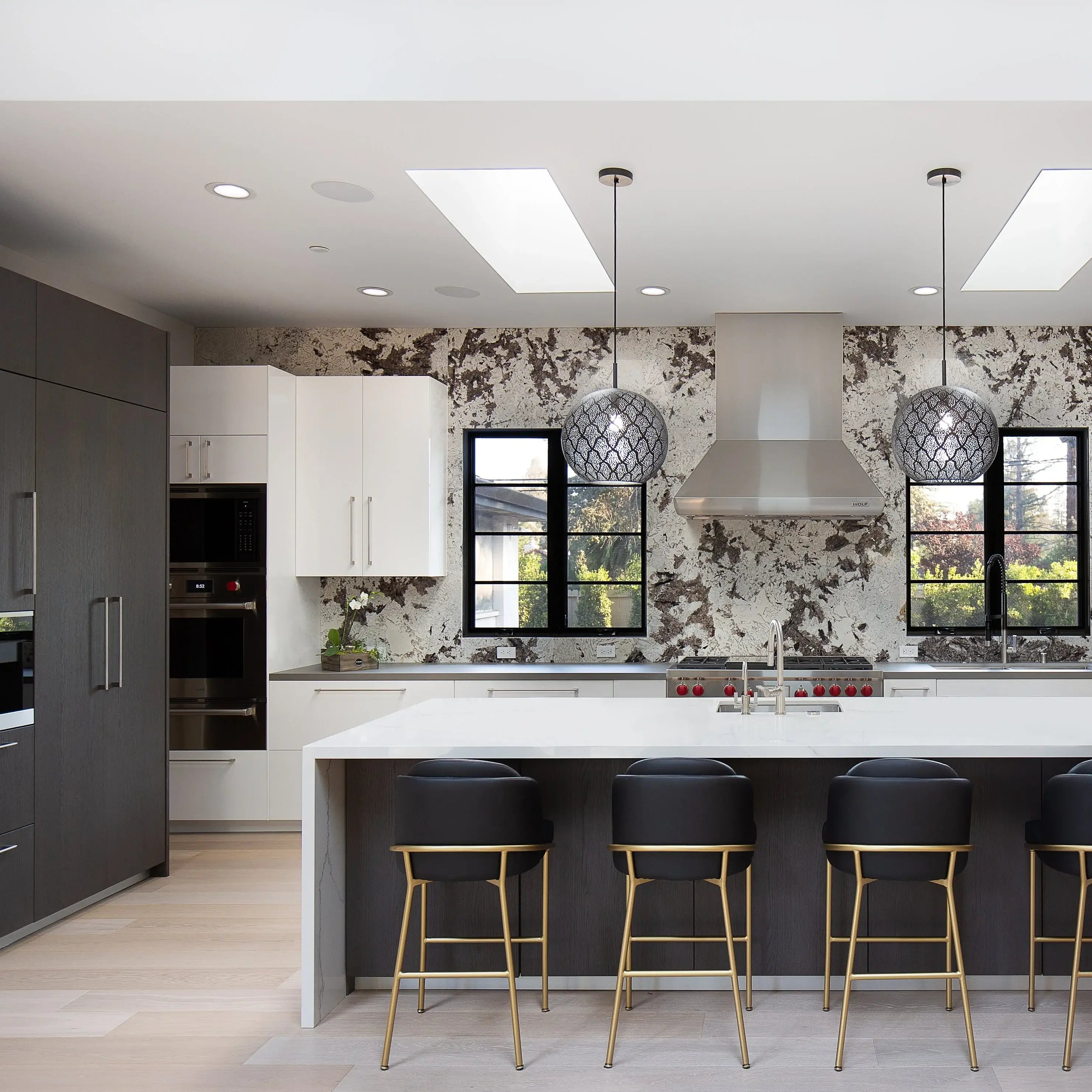 Aria Pendant Light