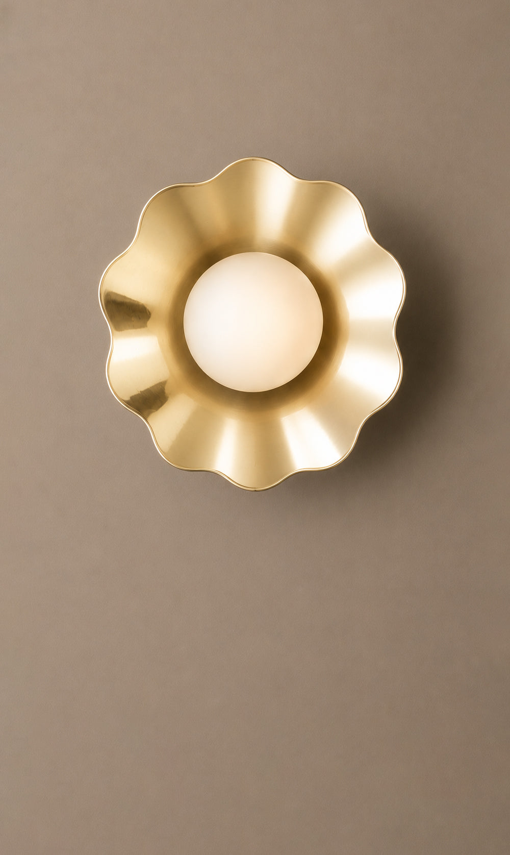 Luna Scalloped Wall Sconce