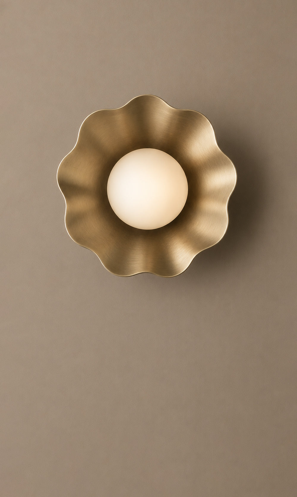 Luna Scalloped Wall Sconce