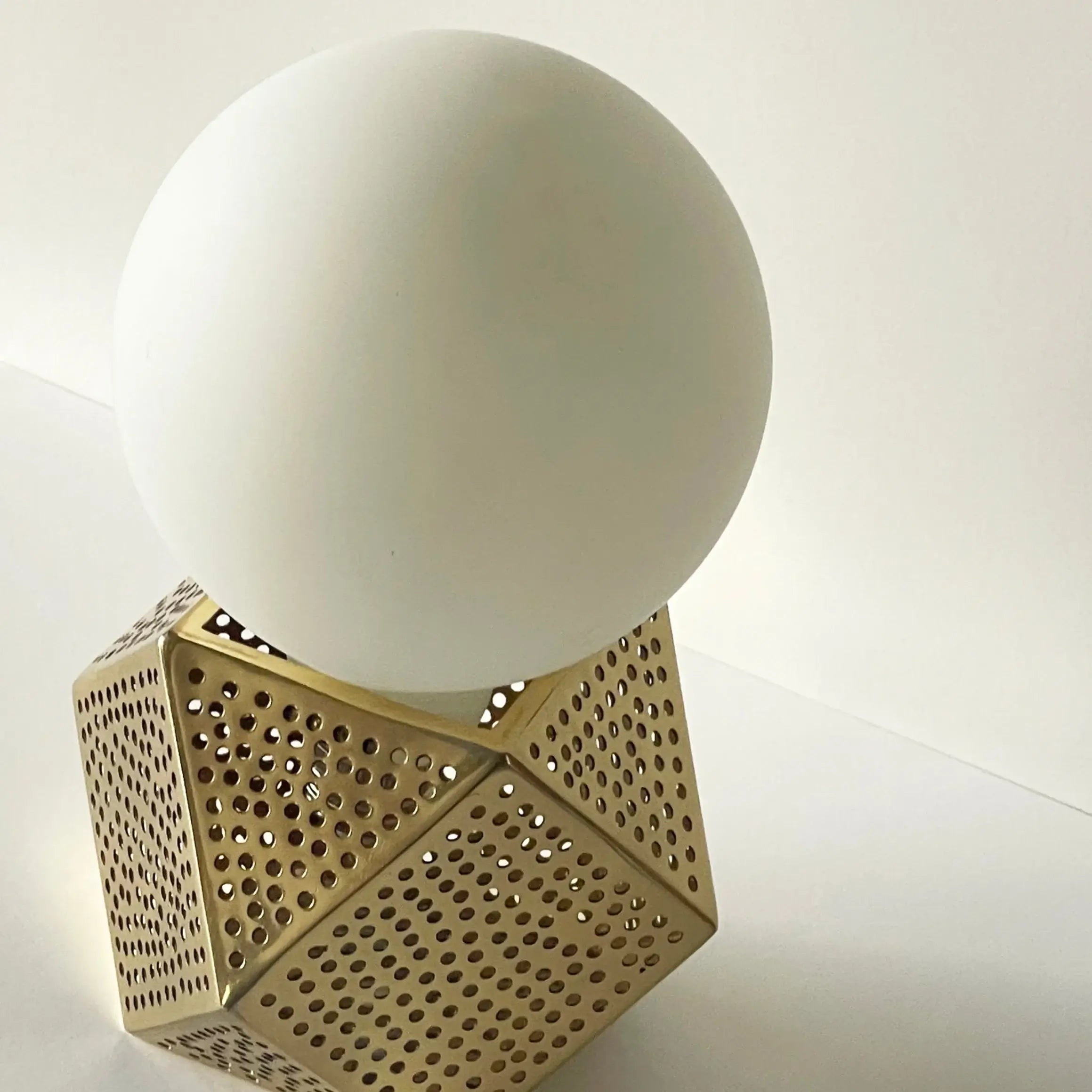 Dounia home Table lamp in Polished brass  made of Metal, Model: Alya