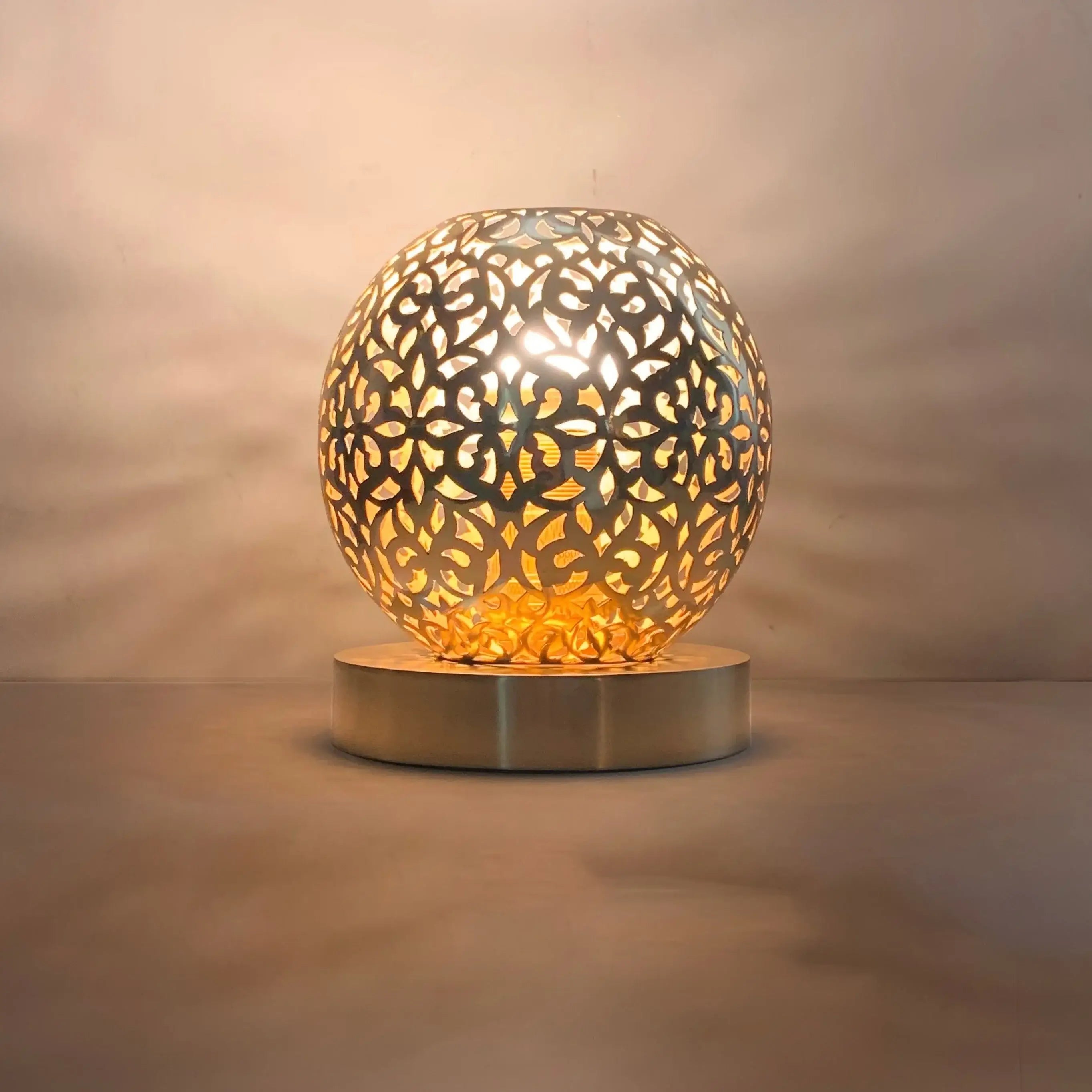 Dounia home Table lamp in Polished brass  made of Metal, Model: Riad