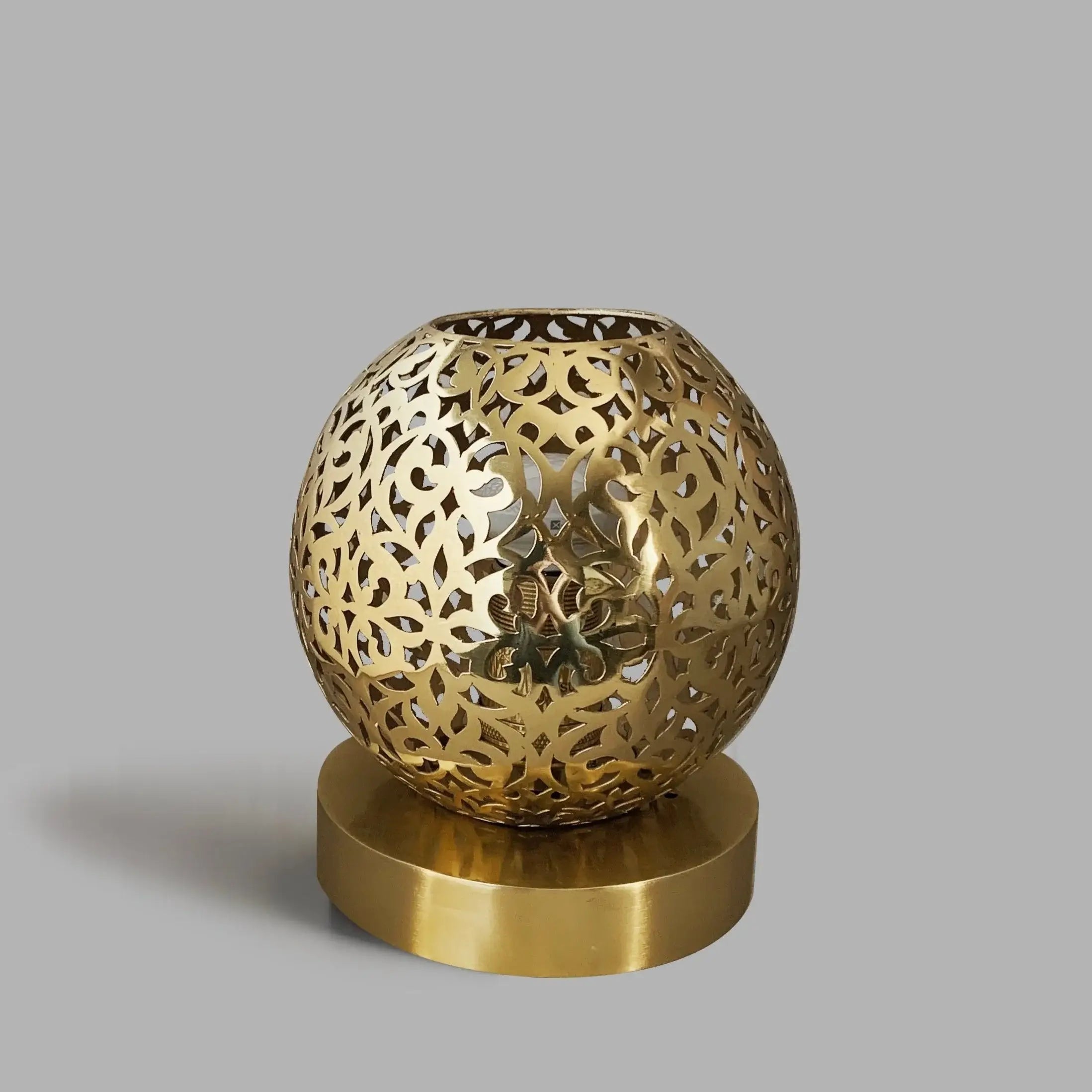 Dounia home Table lamp in Polished brass   made of Metal, Model: Riad