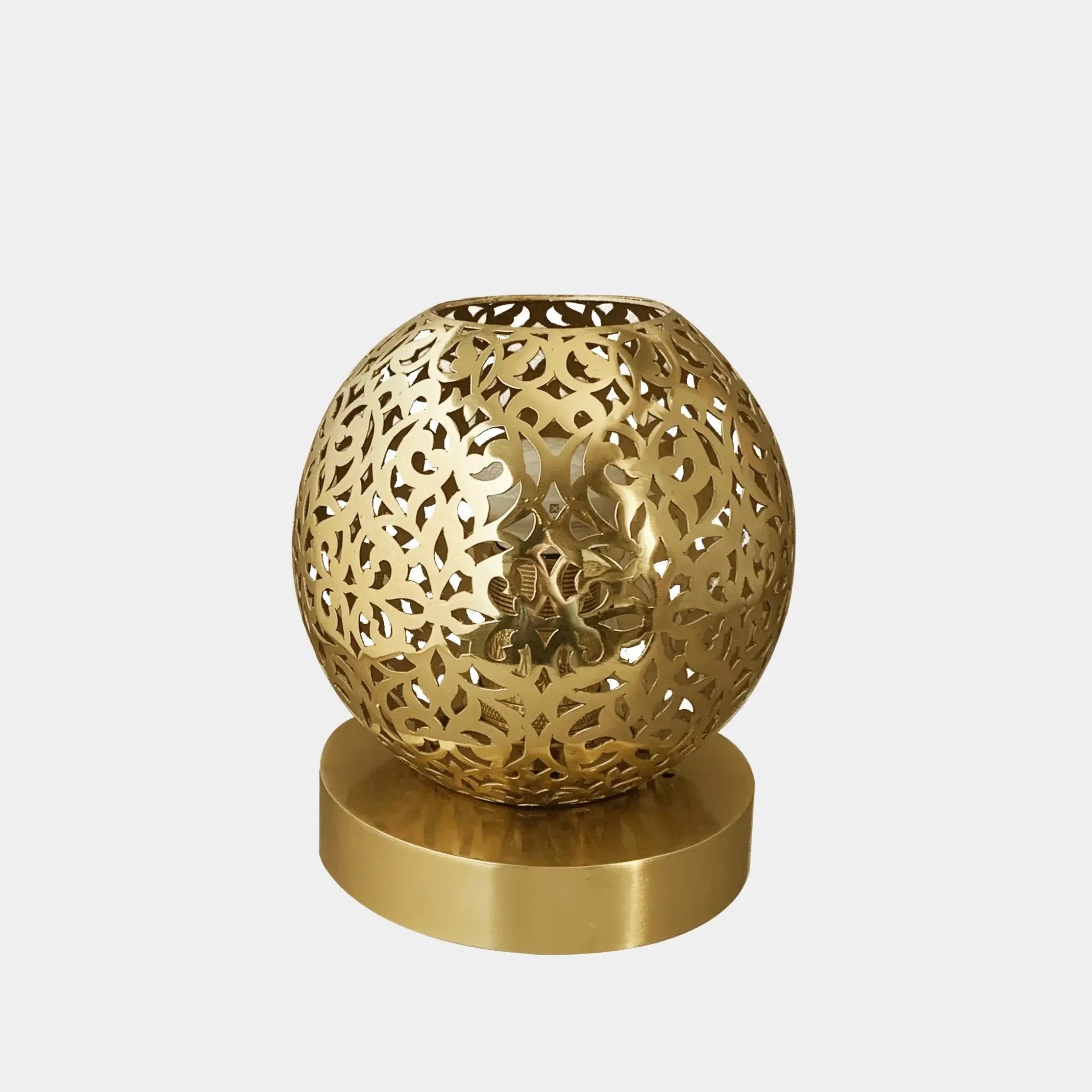 Dounia home Table lamp in Polished brass  made of Metal, Model: Riad
