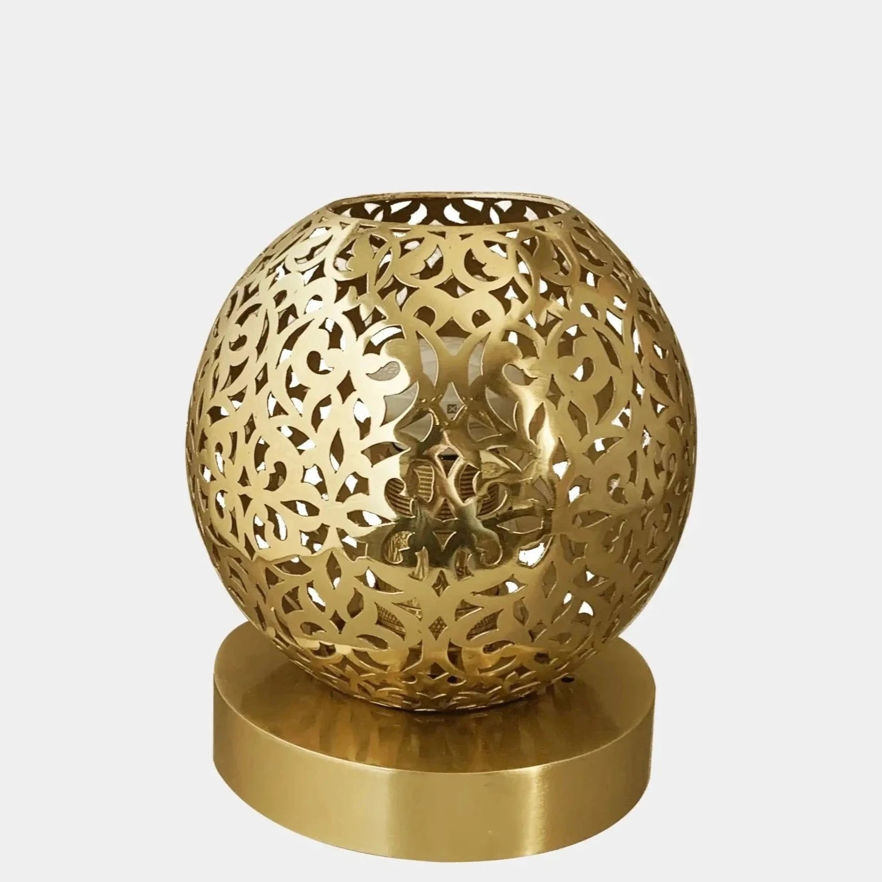 Dounia home Table lamp in Polished brass  made of Metal, Model: Riad