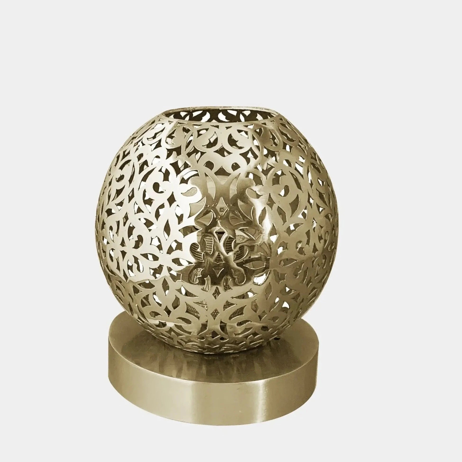 Dounia home Table lamp innickel silver   made of Metal, Model: Riad