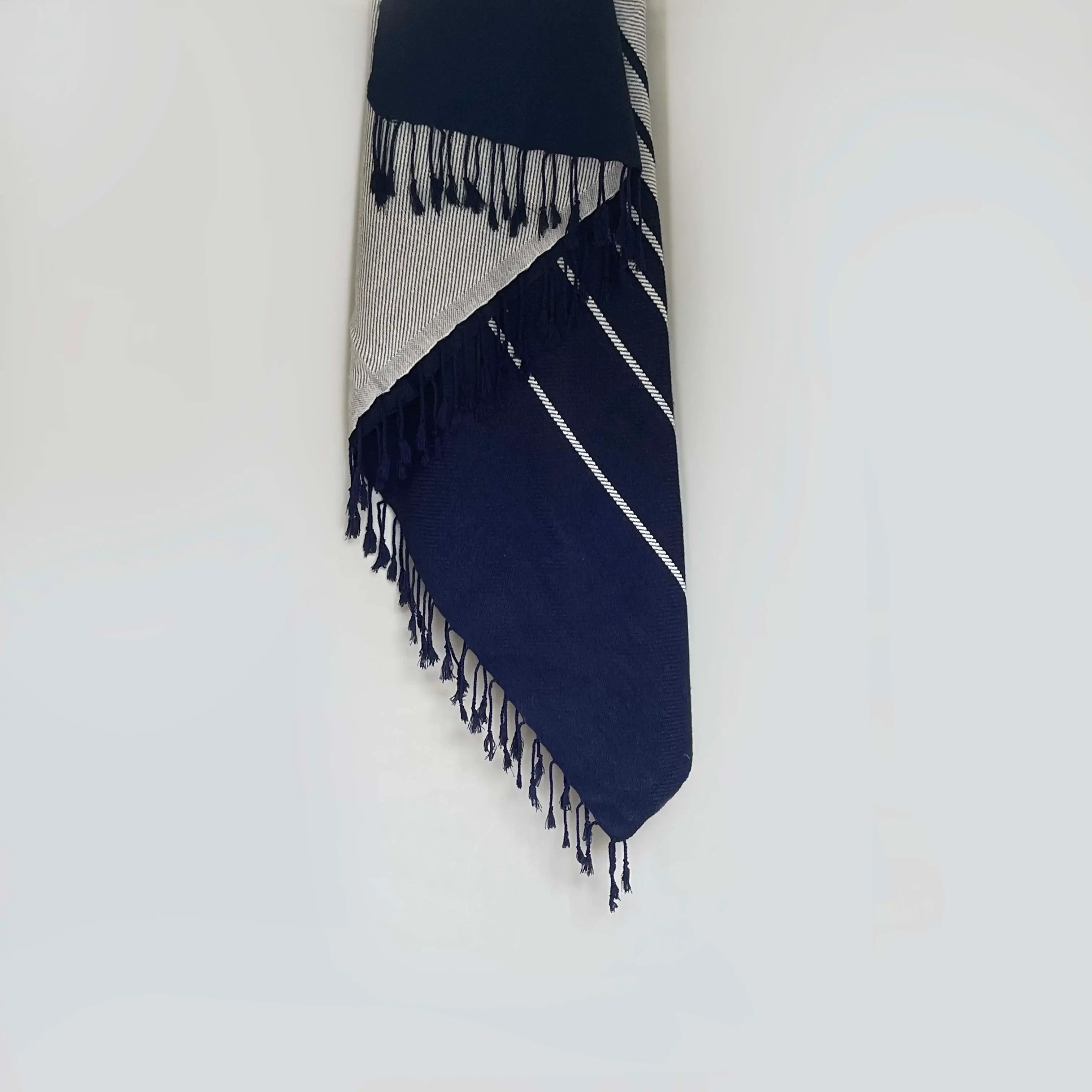 Dounia home Throw towel in Midnight blue made of Wool and cotton, Model: Tala